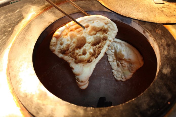 Tandoor oven